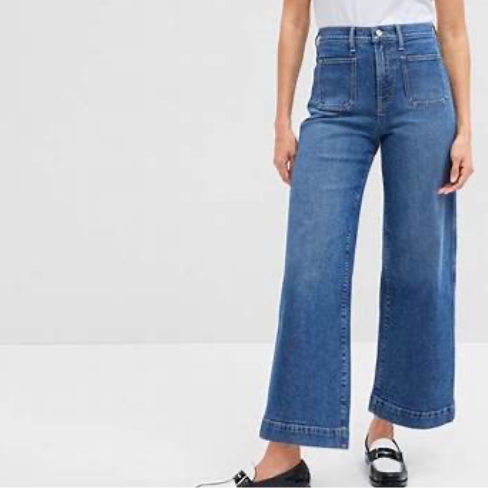 Gap High Rise Wide-Leg Crop Jean